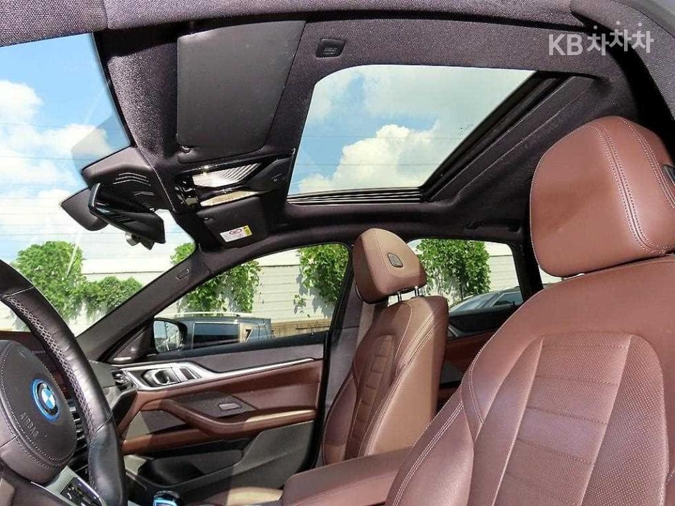 BMW i4eDrive40 M Sport Pro - 16