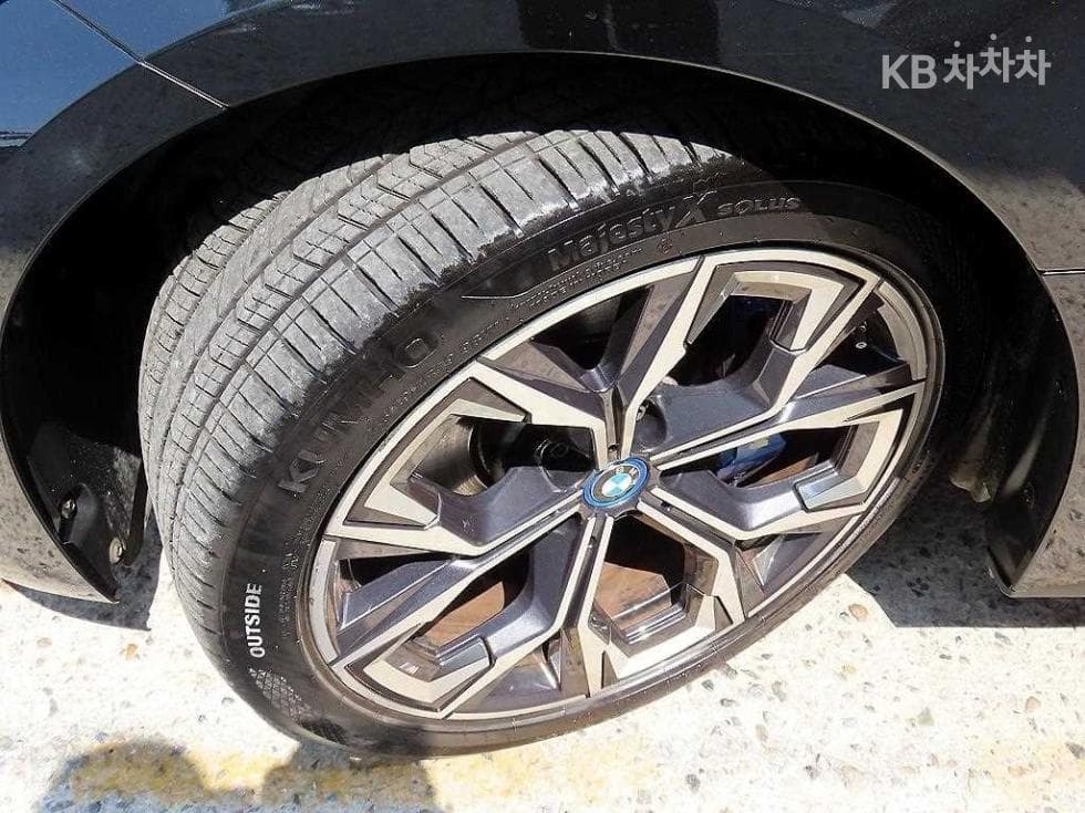 BMW i4eDrive40 M Sport Pro - 20