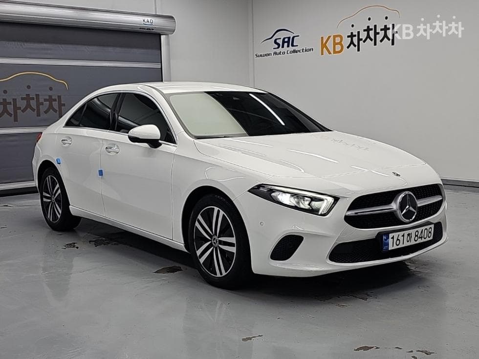 Mercedes-Benz A클래스(W177)A220 Sedan - - 4