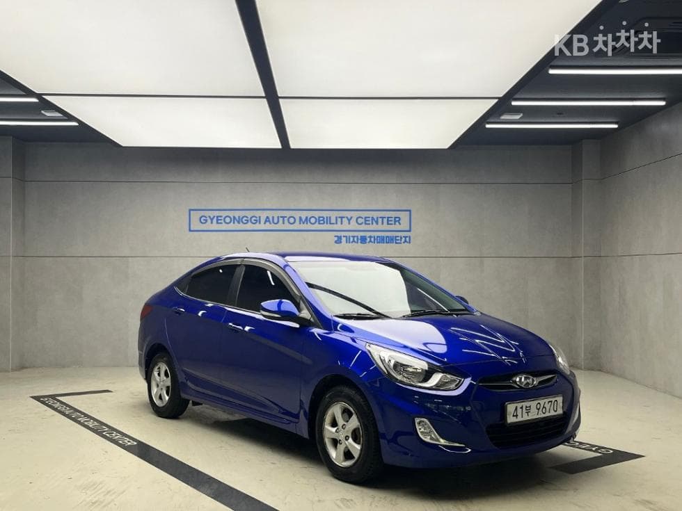 Хюндай Акцент(신형) 1.4 VVT Premier - Image 1