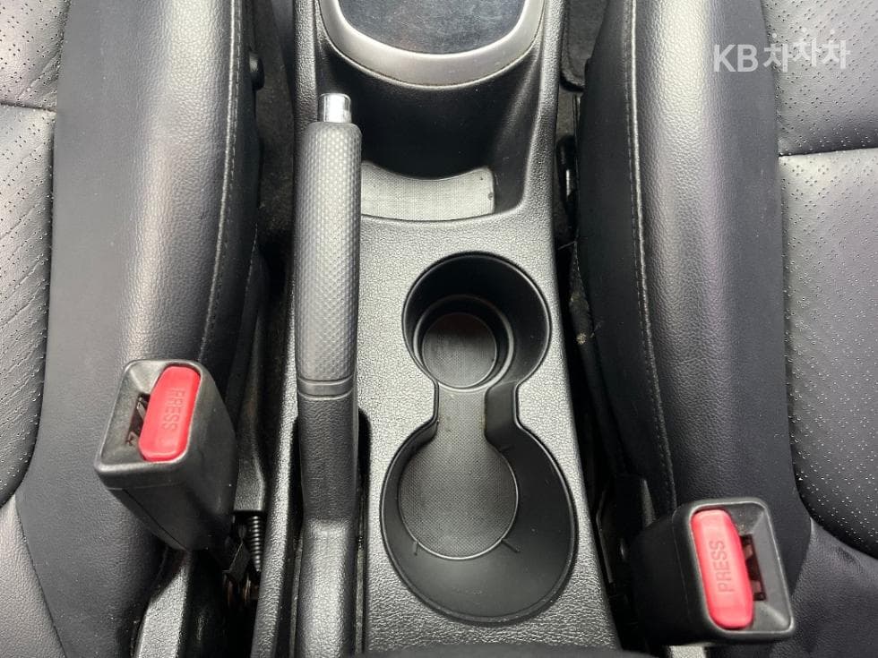 Хюндай Акцент(신형)1.4 VVT Premier - 19