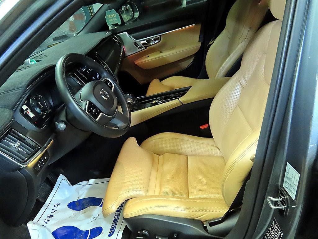 Volvo V90 CCD5 Pro AWD - 6