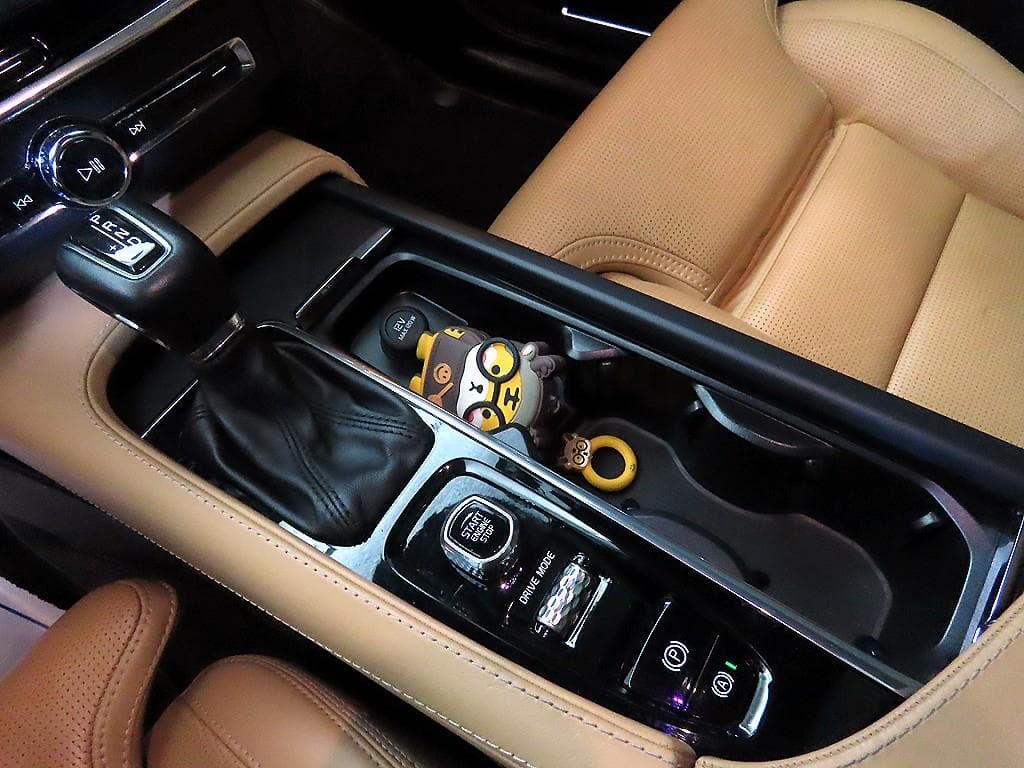 Volvo V90 CCD5 Pro AWD - 12