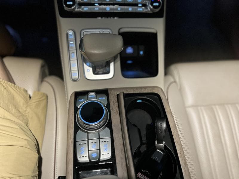 Genesis G903.8 GDi AWD Luxury - 11