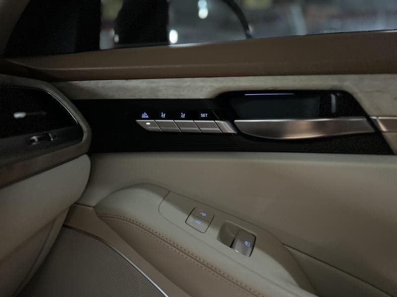 Genesis G903.8 GDi AWD Luxury - 16