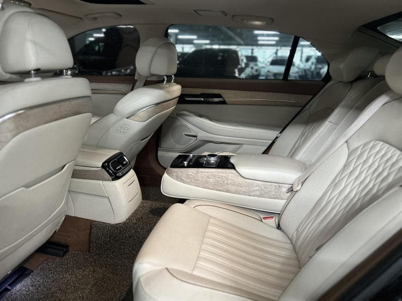 Genesis G903.8 GDi AWD Luxury - 17