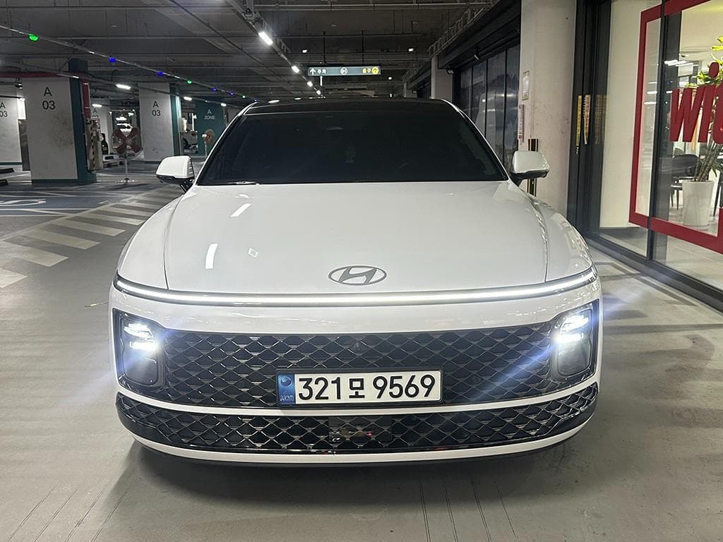 Hyundai The All New Grandeur (Azera) Hybrid 1.6 Turbo Gasoline Calligraphy - Image 1