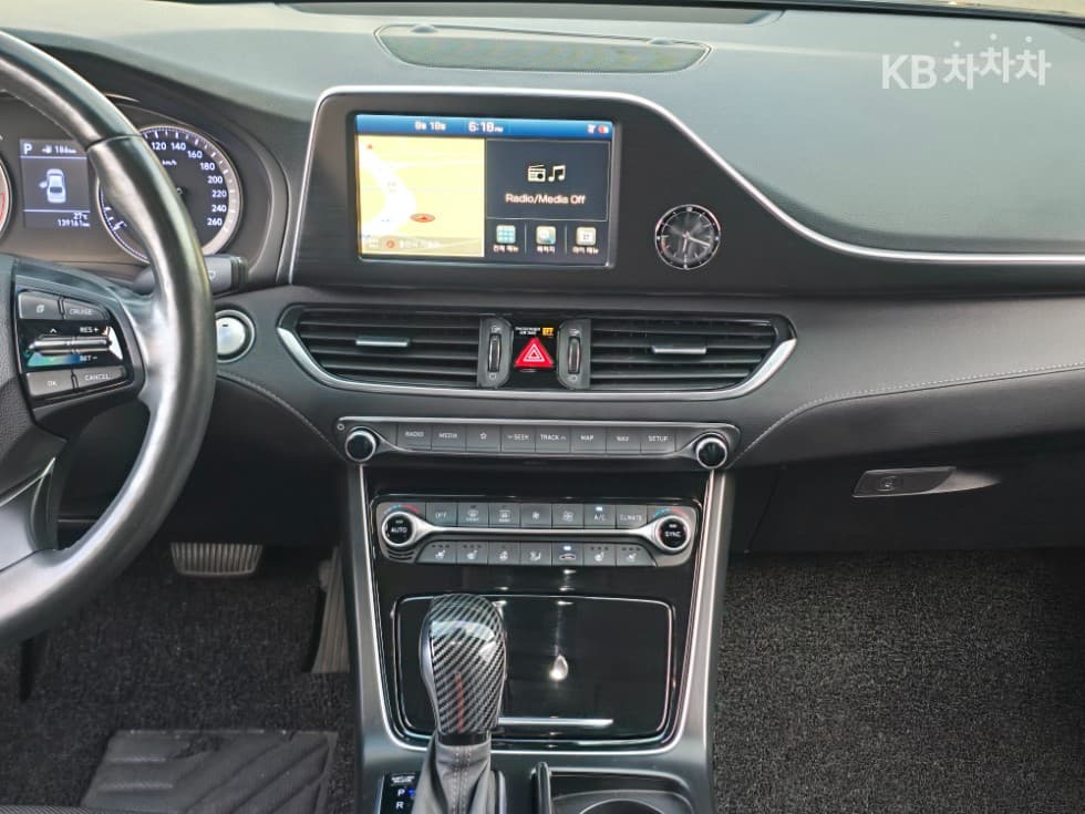 Hyundai Grandeur (Azera)IG3.0 Premium - 12