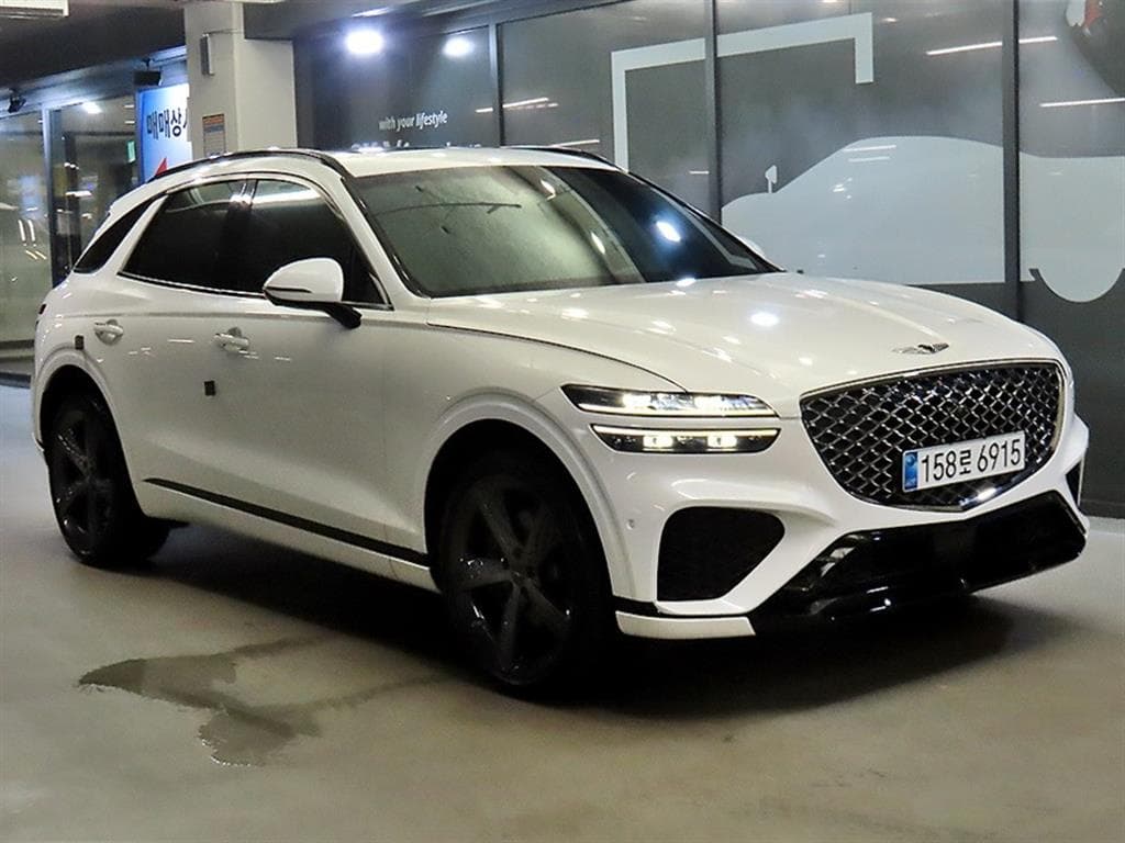 Genesis GV70 Gasoline 2.5T 스포츠패키지 AWD - Image 1