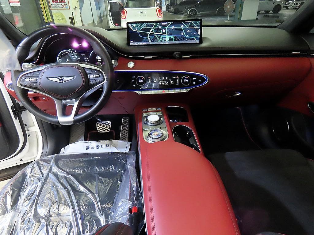 Genesis GV70Gasoline 2.5T 스포츠패키지 AWD - 10