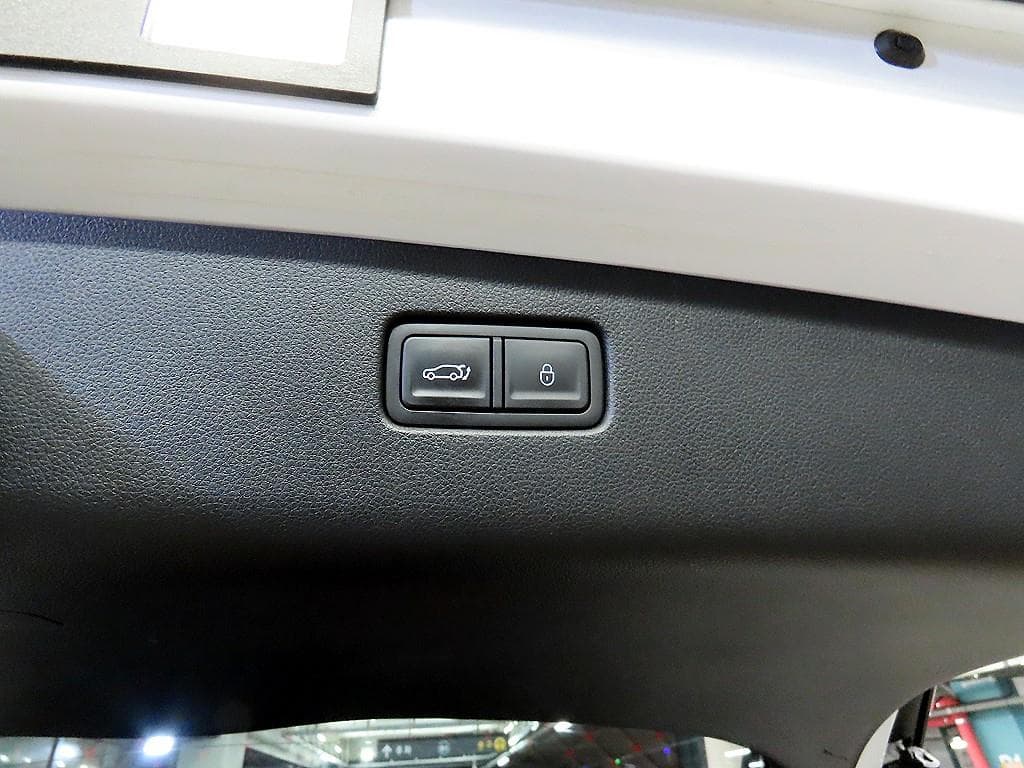 Genesis GV70Gasoline 2.5T 스포츠패키지 AWD - 15