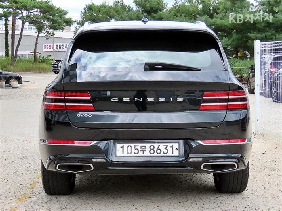 Genesis GV802.5 Turbo Gasoline 2WD - 4