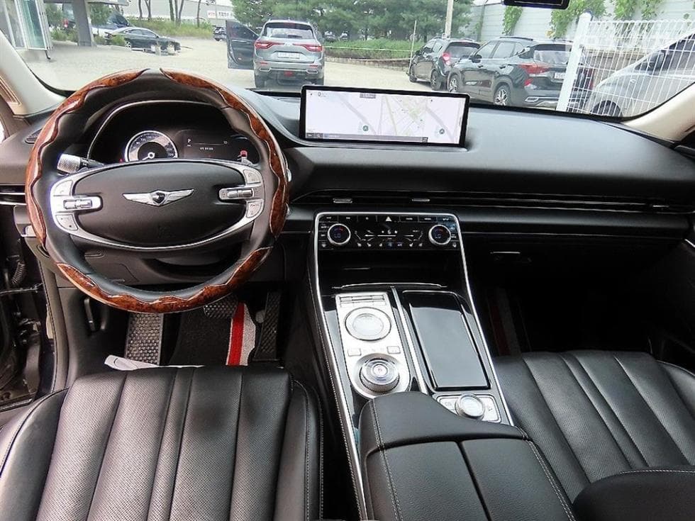 Genesis GV802.5 Turbo Gasoline 2WD - 7