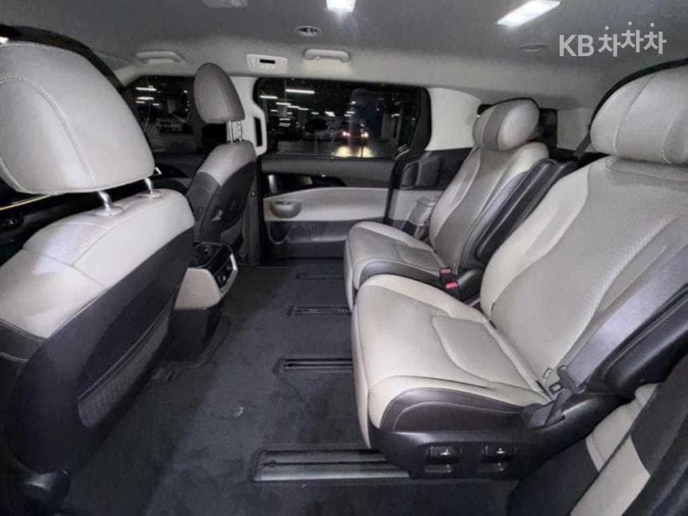 Kia The New (facelift) Carnival 4th generationD2.2 7-seater (Limousine) Gravity - 6
