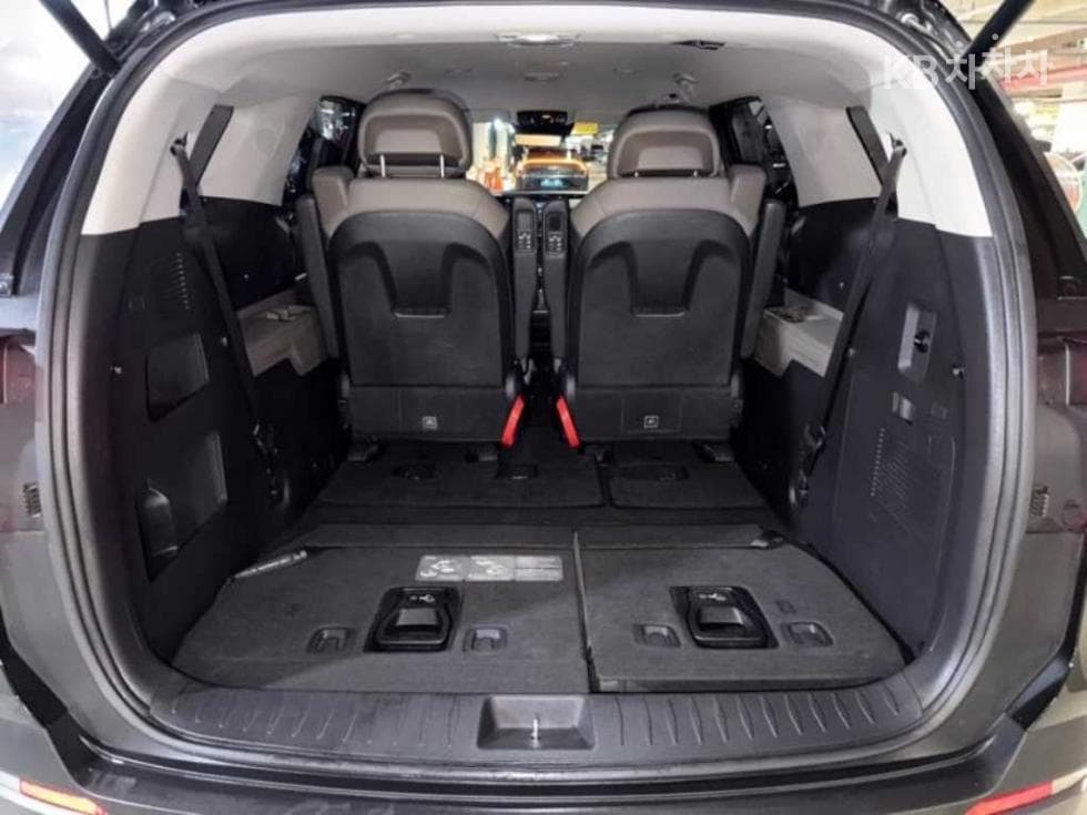 Kia The New (facelift) Carnival 4th generationD2.2 7-seater (Limousine) Gravity - 18