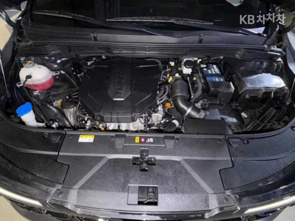 Kia The New (facelift) Carnival 4th generationD2.2 7-seater (Limousine) Gravity - 19
