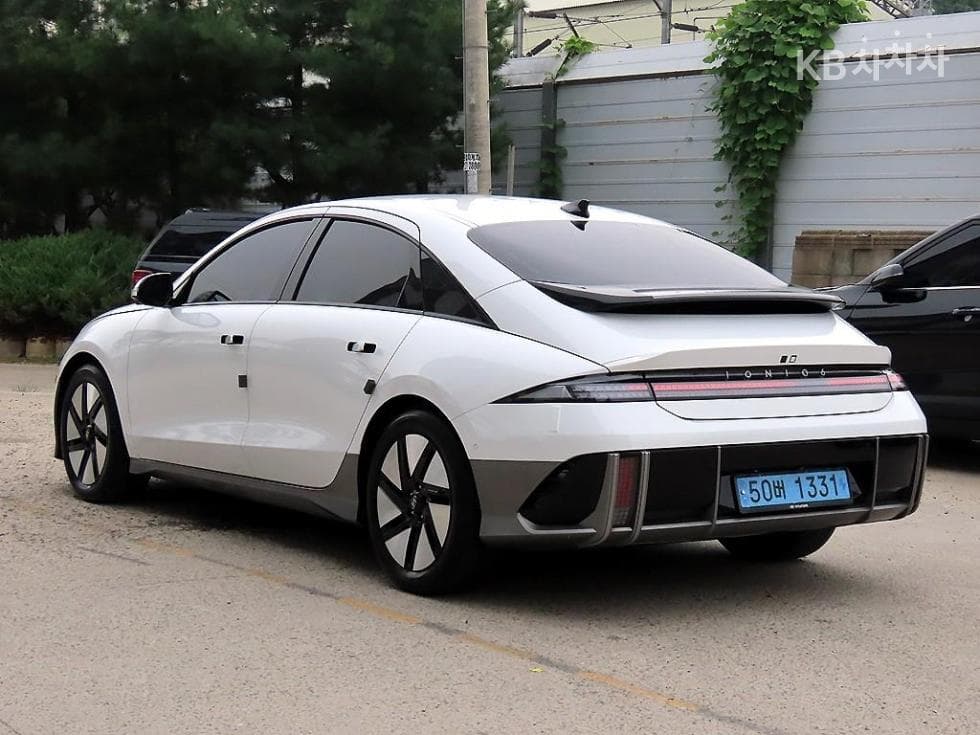 Hyundai IONIQ 6(CE)Long Range AWD Prestige - 3