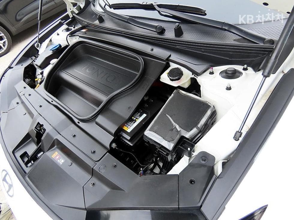 Hyundai IONIQ 6(CE)Long Range AWD Prestige - 19