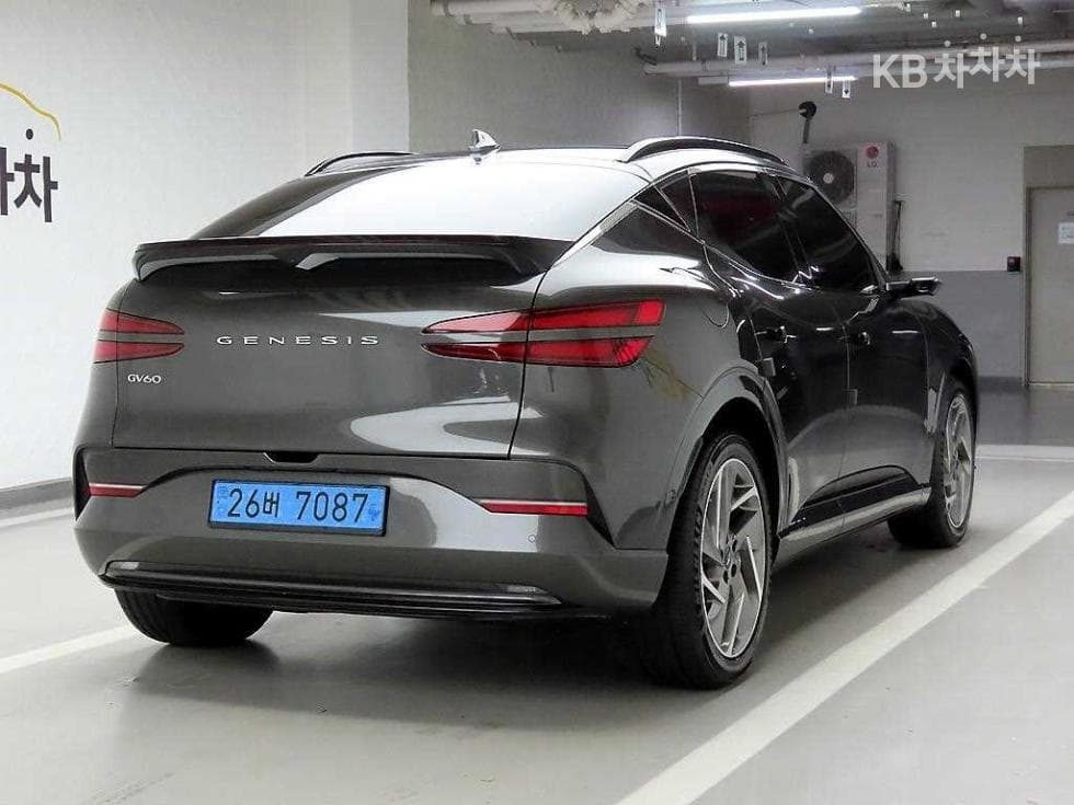 Дженезис GV60Стандартен AWD Стандартен - 4