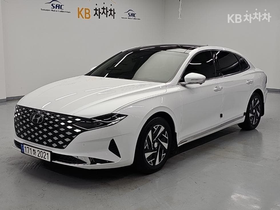 Hyundai The New (facelift) Grandeur (Azera) Hybrid 2.4 Le Blanc - Image 1
