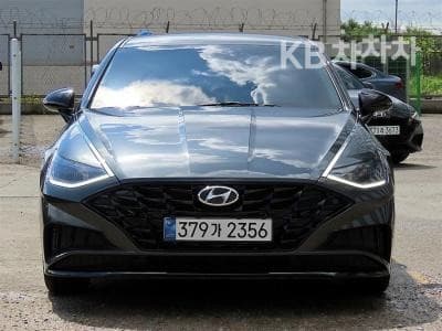 Hyundai Sonata (DN8) 2.0 Sensuous Premium Plus - Image 1