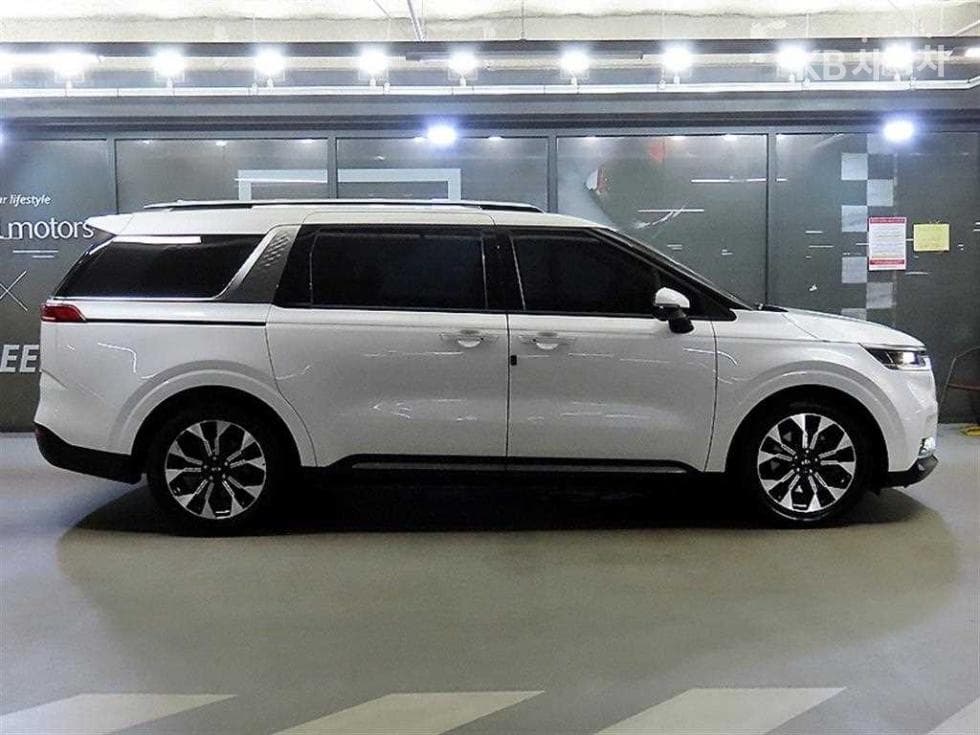 Kia Carnival 4th generationG3.5 GDI 9-seater Noblesse - 3