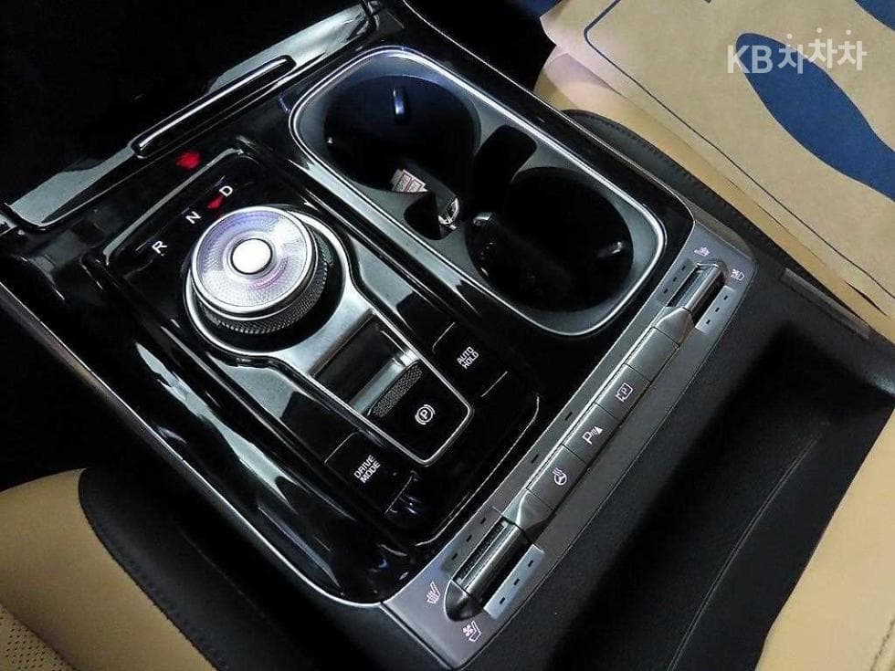 Kia Carnival 4th generationG3.5 GDI 9-seater Noblesse - 12