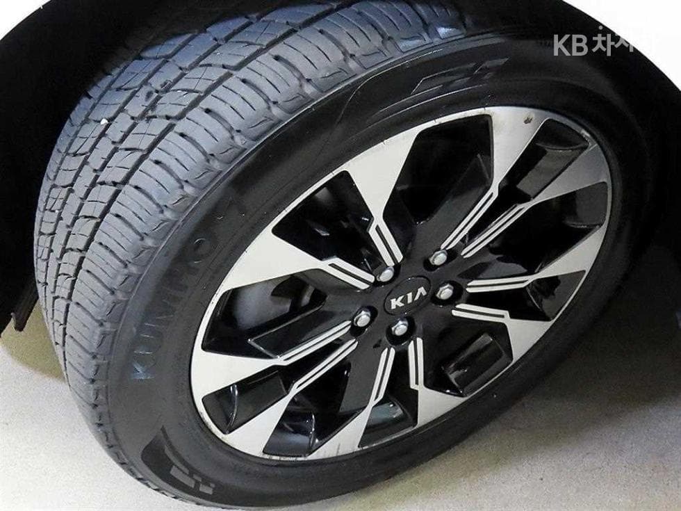 Kia Carnival 4th generationG3.5 GDI 9-seater Noblesse - 20