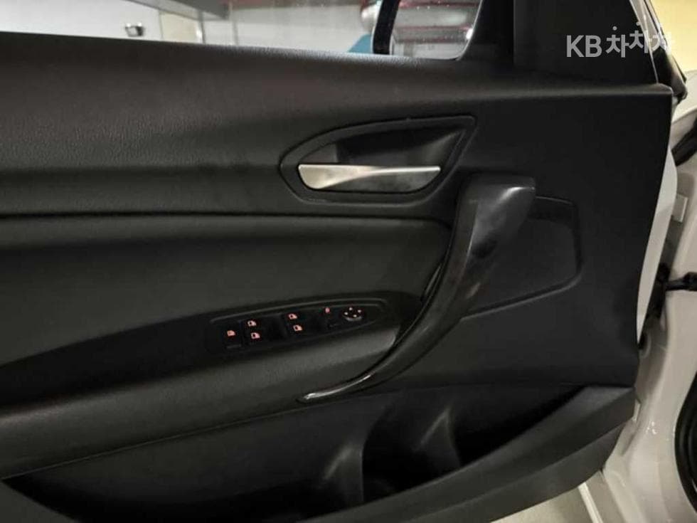 BMW New1시리즈118d 스포츠 Standard - 15