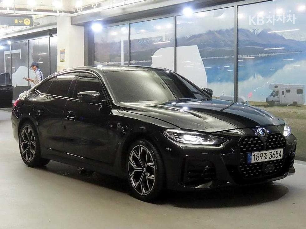 BMW 4시리즈 (G22) 420i Gran Coupe M Sport Performance Package - Image 1