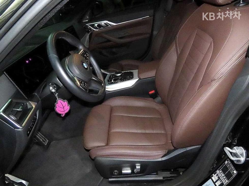 BMW 4시리즈 (G22)420i Gran Coupe M Sport Performance Package - 6