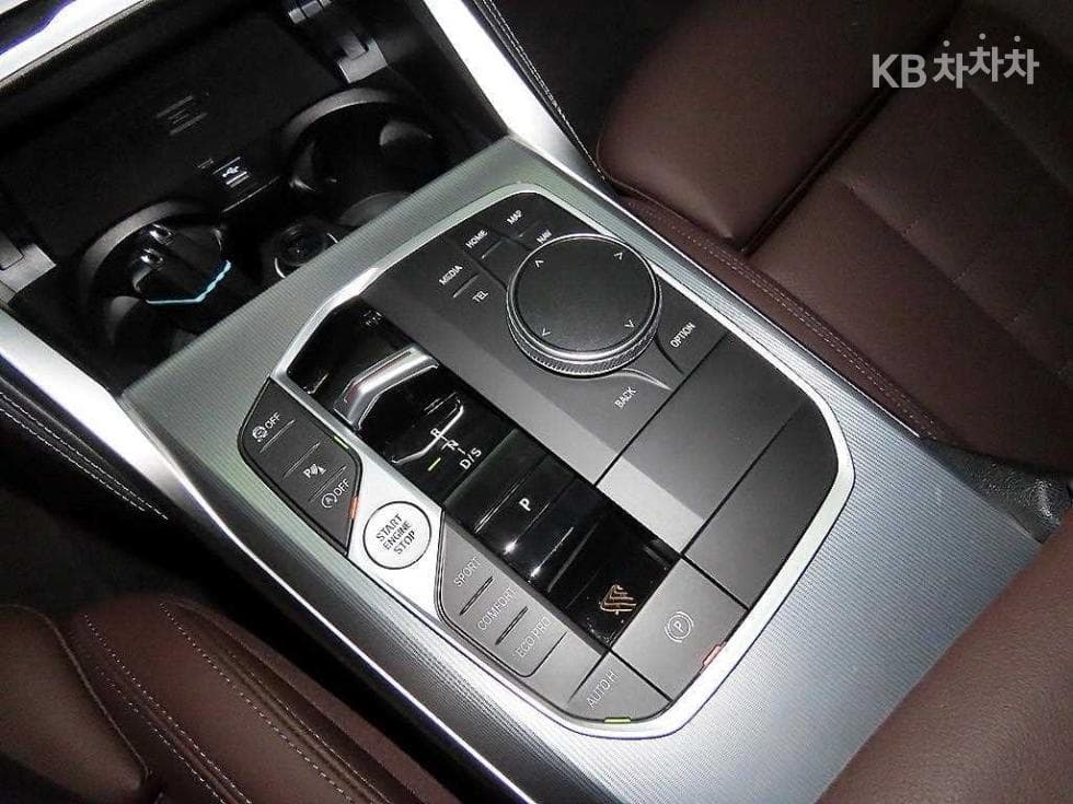 BMW 4시리즈 (G22)420i Gran Coupe M Sport Performance Package - 12
