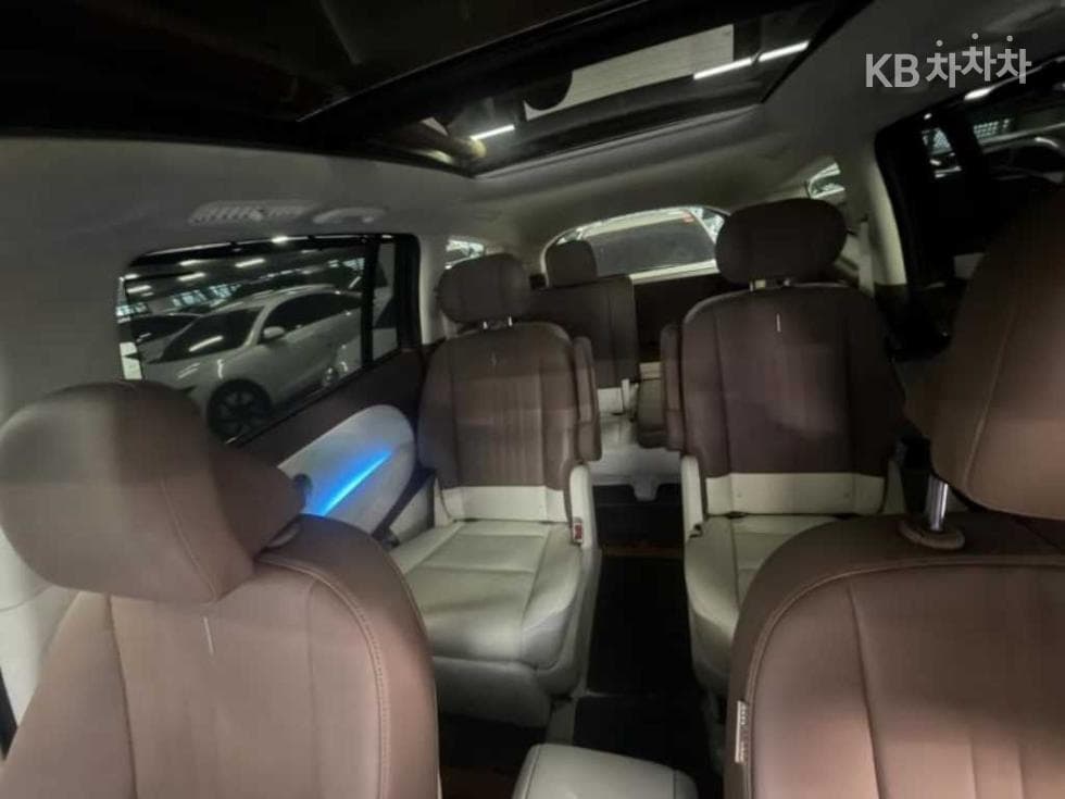 Hyundai IONIQ 9EV 성능형 AWD Calligraphy - 13