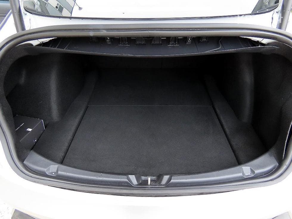 테슬라 Model 3Performance - 16