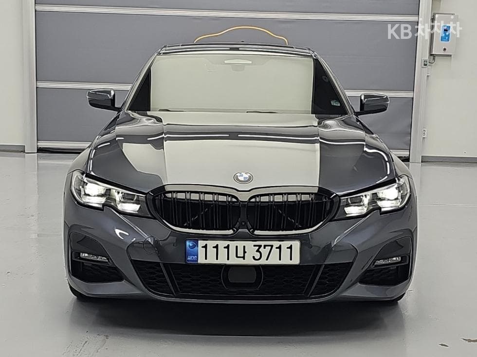 BMW 3 Series (G20)330e M Sport - 2