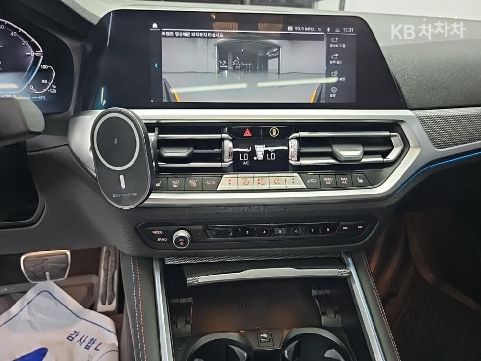 BMW 3 Series (G20)330e M Sport - 10