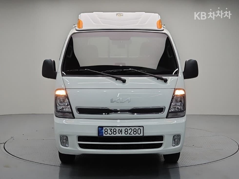 Киа The New (фейслифт) Бонго 3 (лек)LPG 파워게이트 1 тон 턴Местен형(2단) Королевска кабина Удължено междуосие L - 2