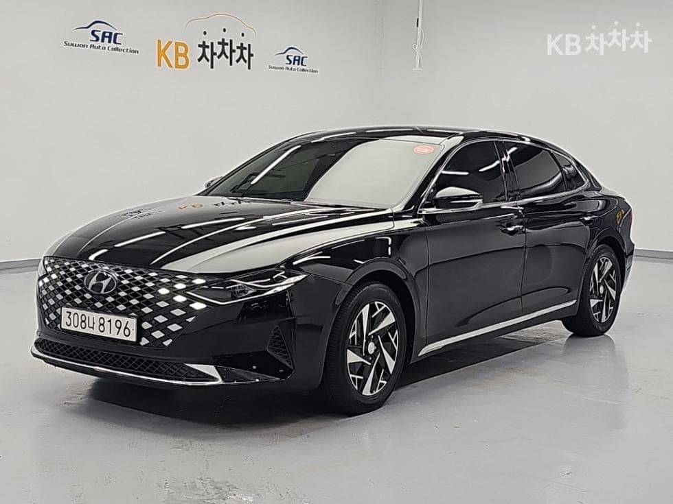 Hyundai The New (facelift) Grandeur (Azera) Hybrid 2.4 Le Blanc - Image 1