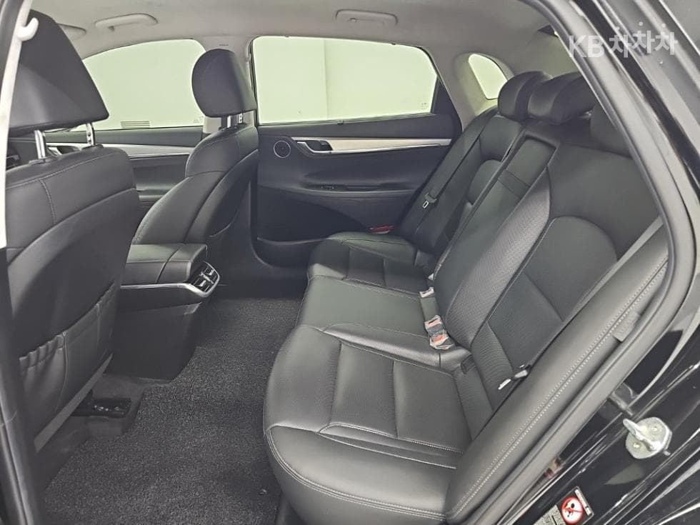 Hyundai The New (facelift) Grandeur (Azera) Hybrid2.4 Le Blanc - 12
