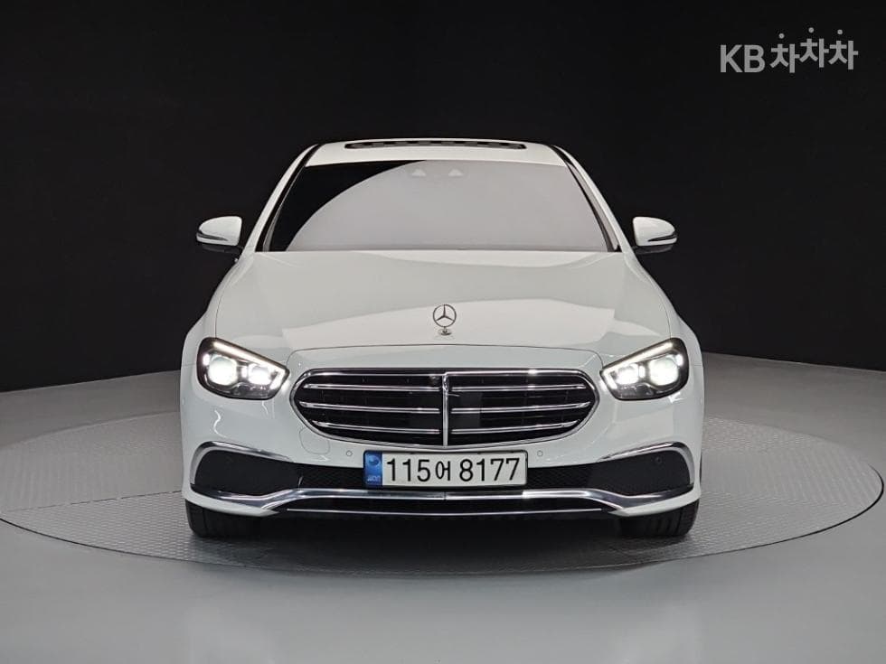 Mercedes-Benz E-Class (W213)E250 Exclusive - 2