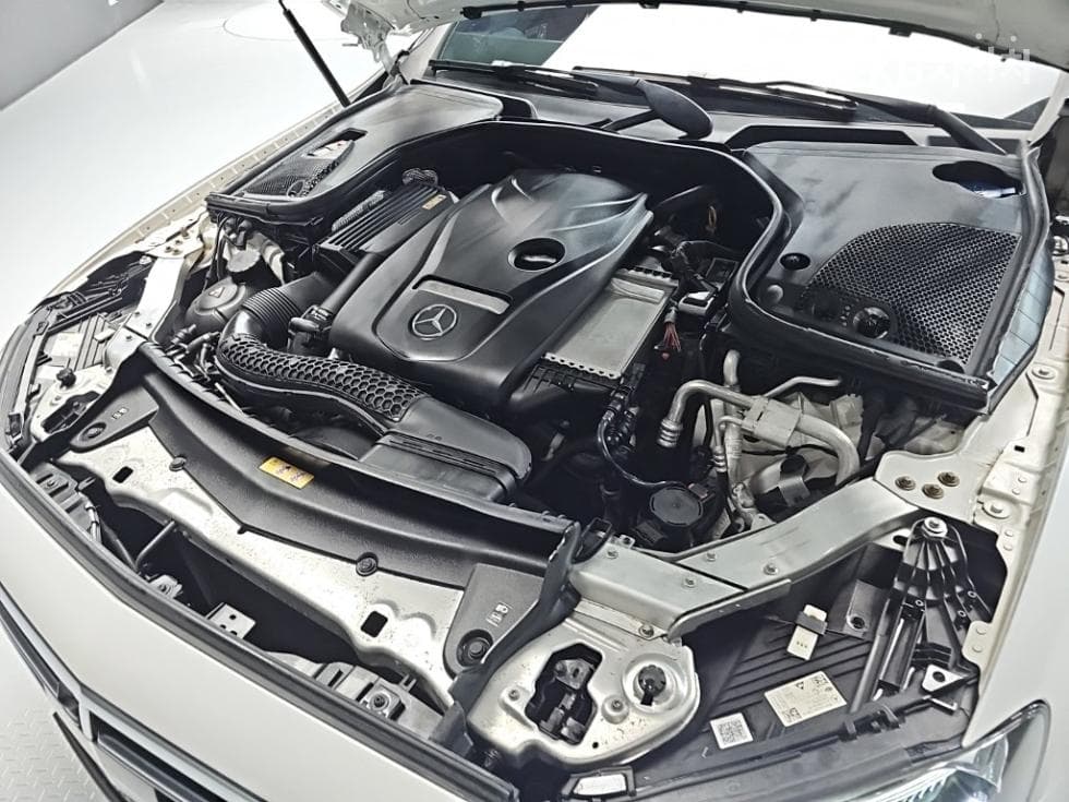 Mercedes-Benz E-Class (W213)E250 Exclusive - 5
