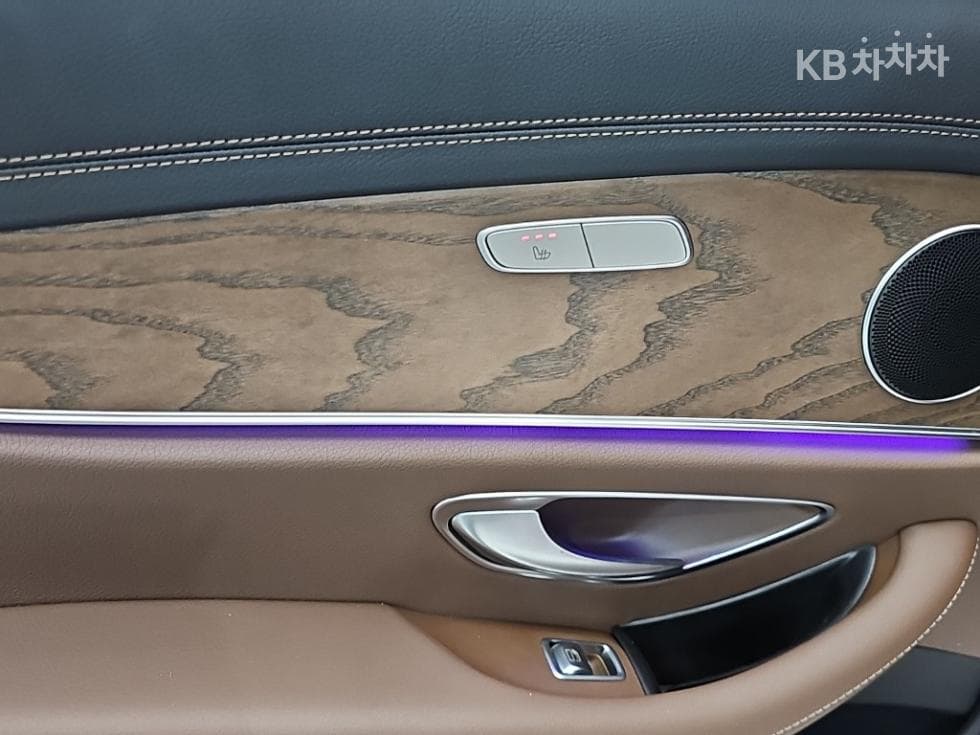 Mercedes-Benz E-Class (W213)E250 Exclusive - 13