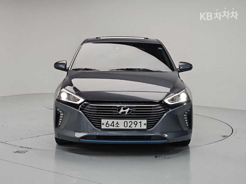 Hyundai IONIQ (Original Model)Q - 2
