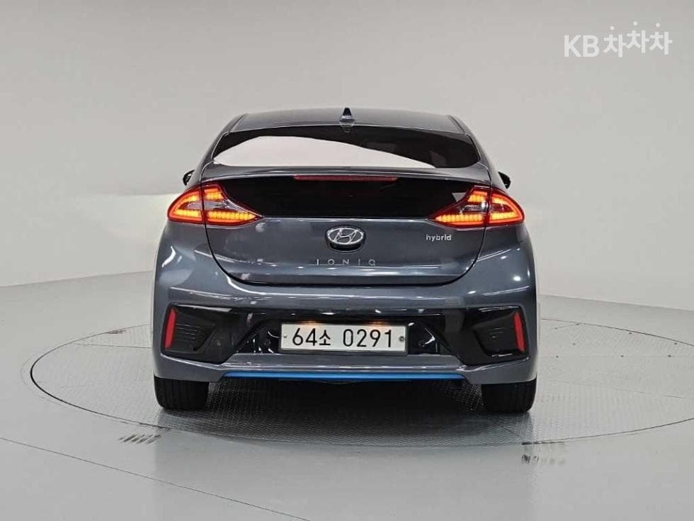 Hyundai IONIQ (Original Model)Q - 3