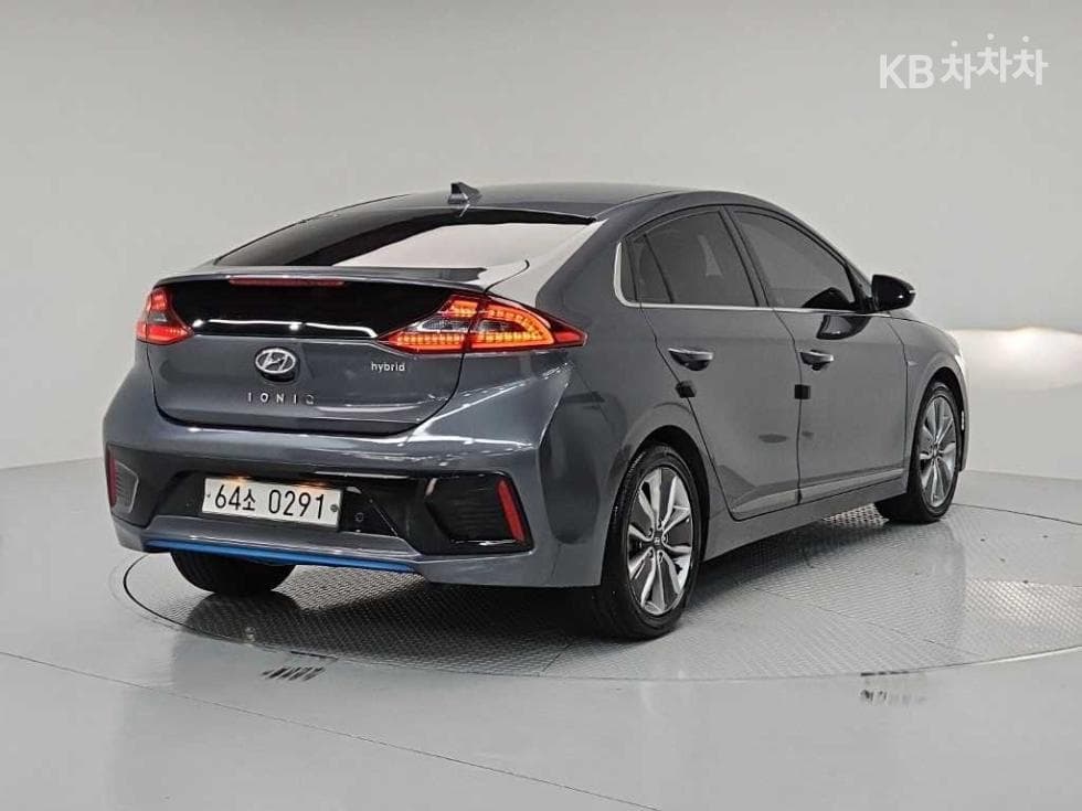Hyundai IONIQ (Original Model)Q - 4