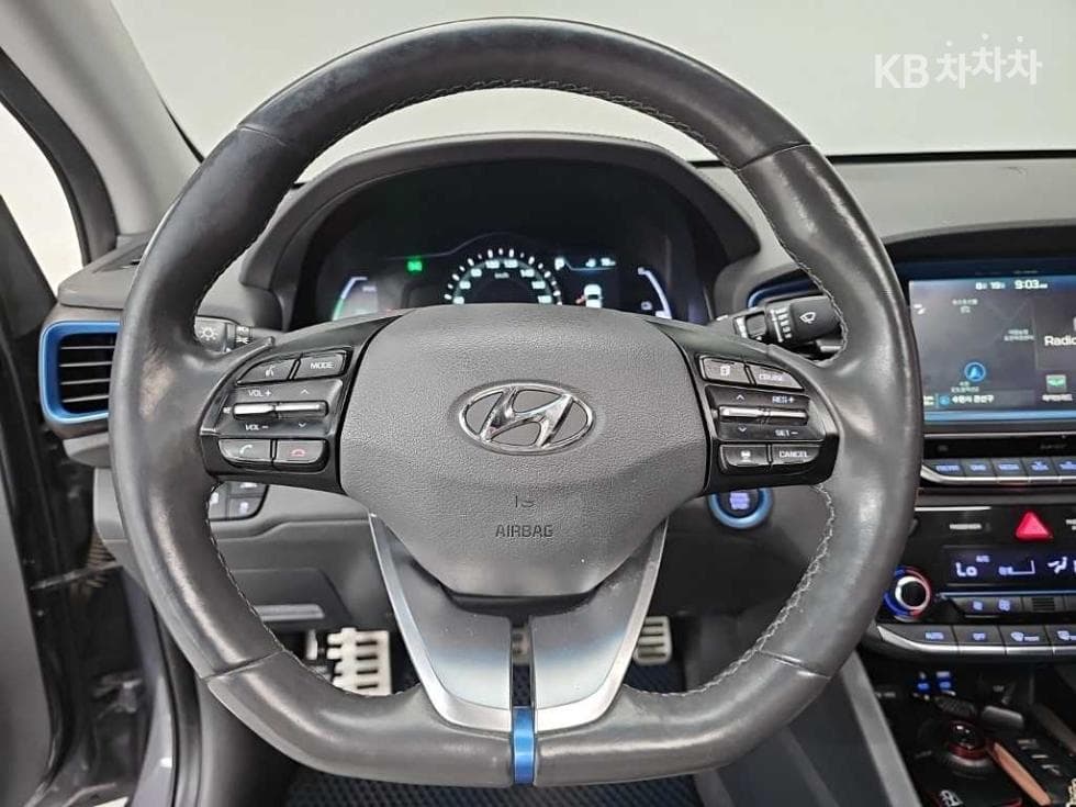 Hyundai IONIQ (Original Model)Q - 9