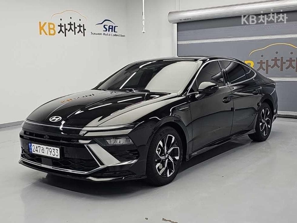 Hyundai Sonata The Edge (Sonata facelift)(DN8) 2.0 Exclusive - Image 1