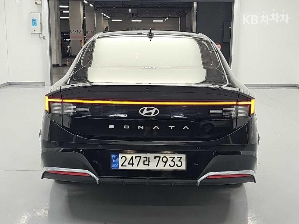 Hyundai Sonata The Edge (Sonata facelift)(DN8)2.0 Exclusive - 3