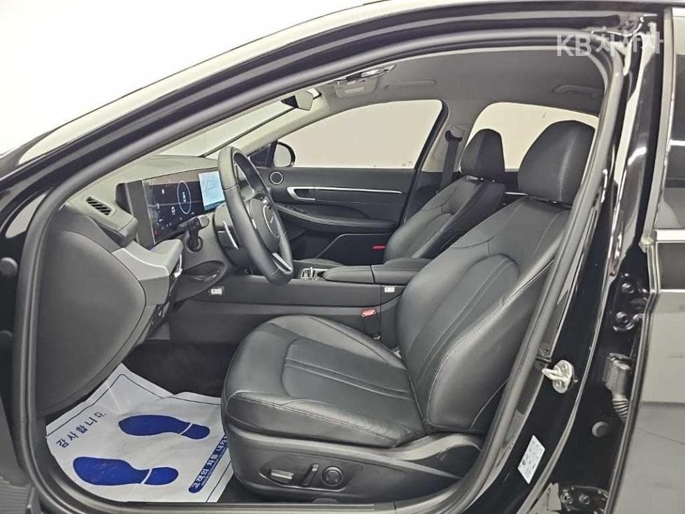 Hyundai Sonata The Edge (Sonata facelift)(DN8)2.0 Exclusive - 11
