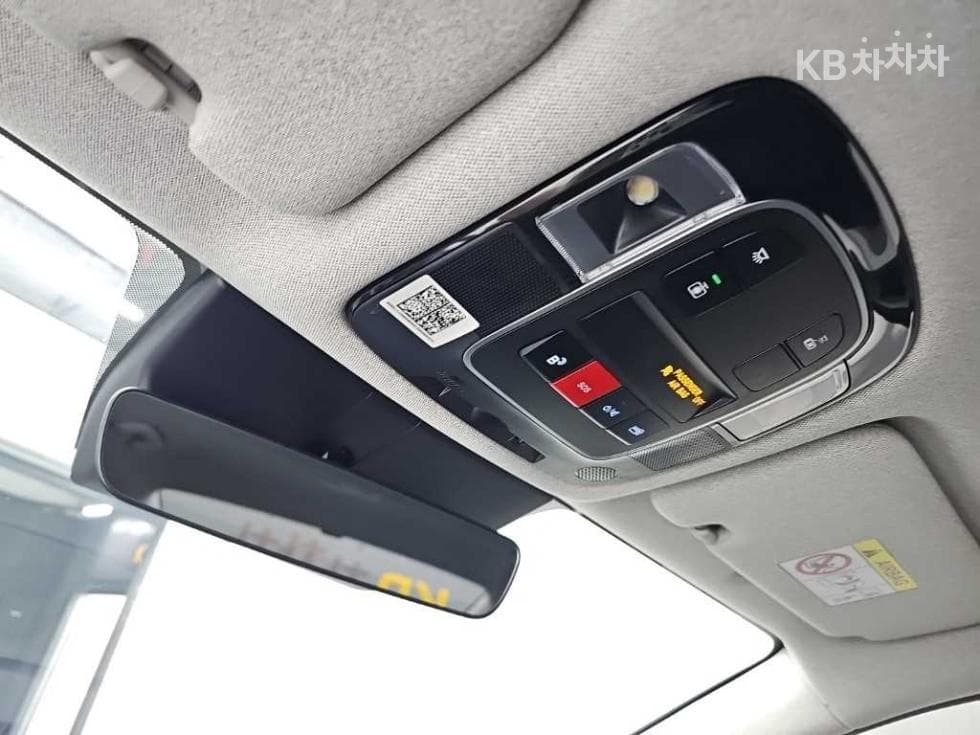 Hyundai Sonata The Edge (Sonata facelift)(DN8)2.0 Exclusive - 16